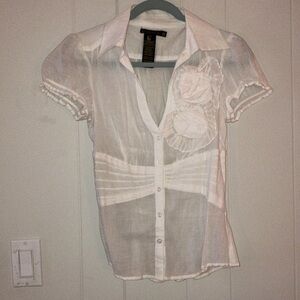 Grass Collections Floral Appliqué White Top NWOT